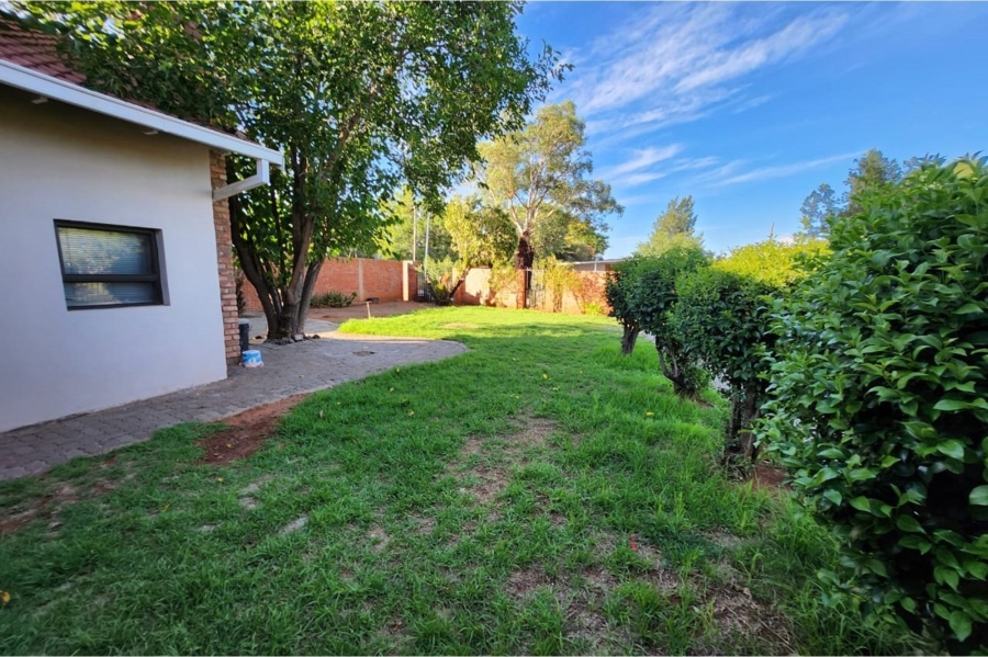 7 Bedroom Property for Sale in Cassandra Northern Cape